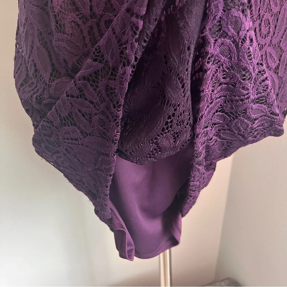 Roz & Ali 16P Purple Embroidered Floral Lace Sleeveless Pencil Sheath Dress